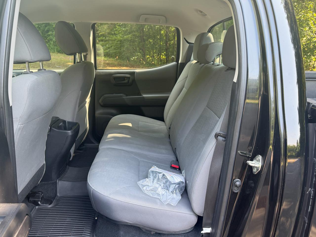 Toyota Tacoma SR5 Double Cab I4 2WD 2018