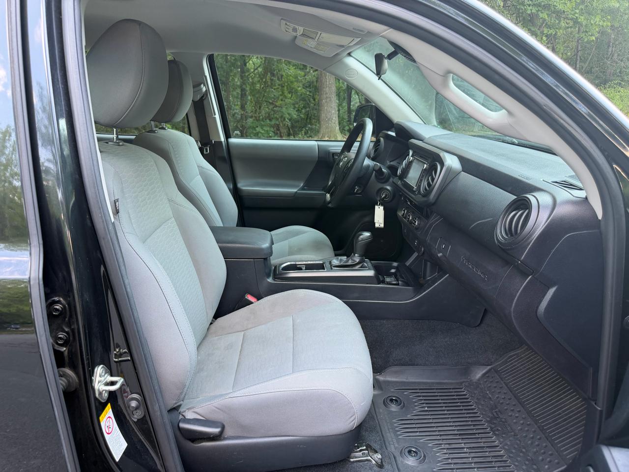 Toyota Tacoma SR5 Double Cab I4 2WD 2018