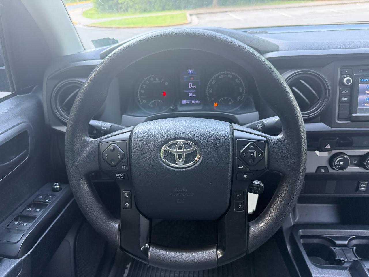 Toyota Tacoma SR5 Double Cab I4 2WD 2018