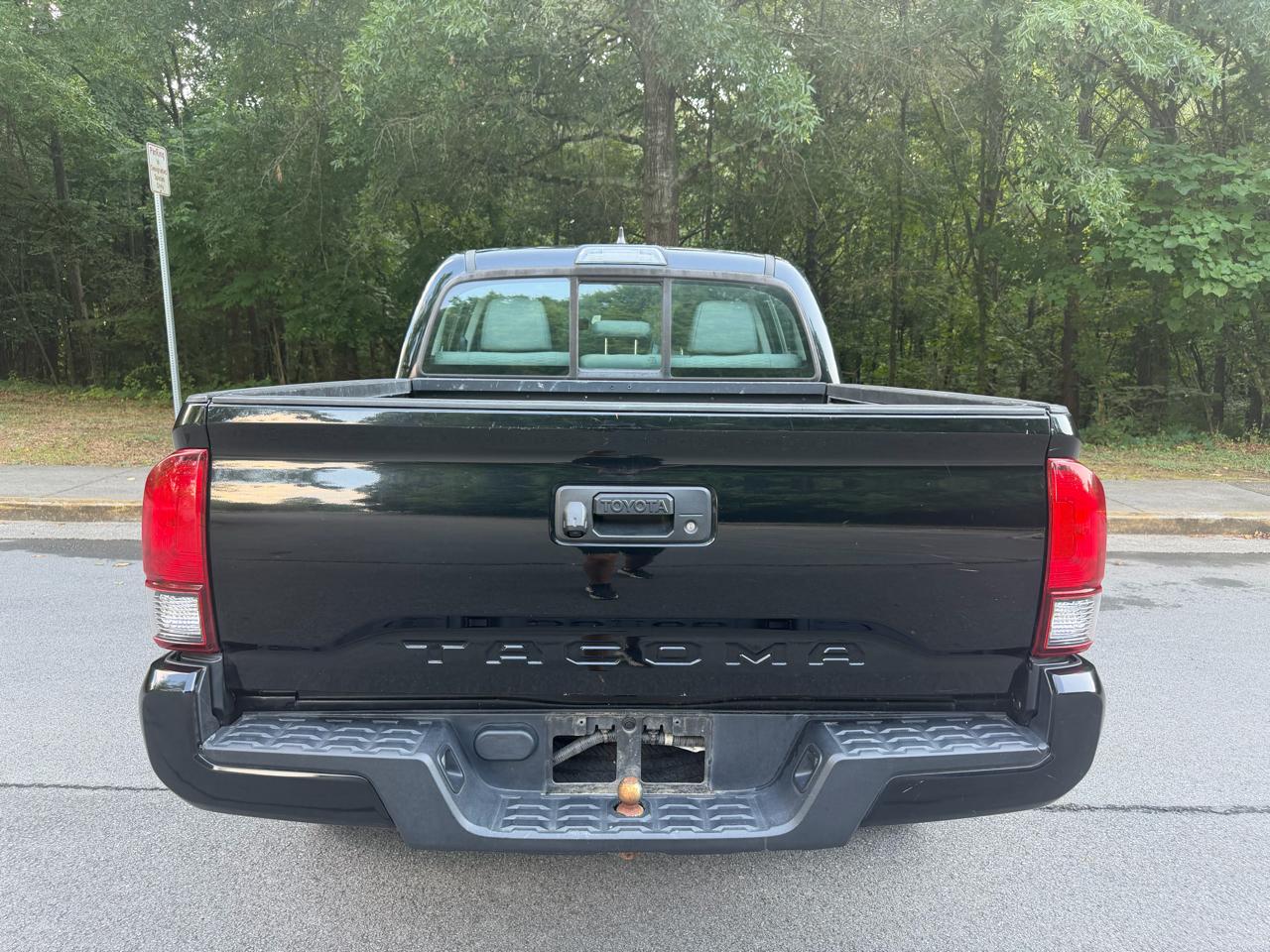Toyota Tacoma SR5 Double Cab I4 2WD 2018