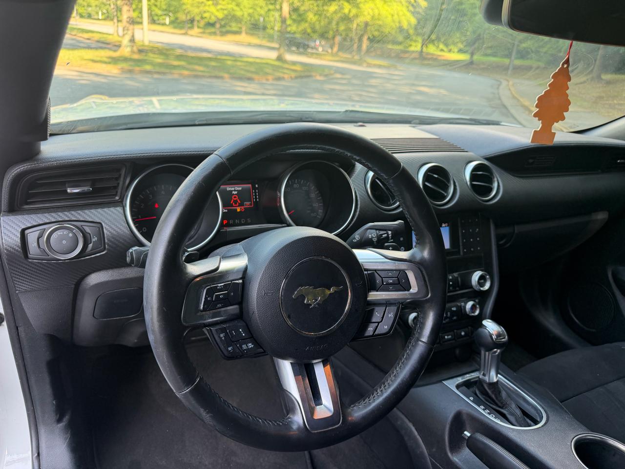 Ford Mustang EcoBoost Coupe 2020