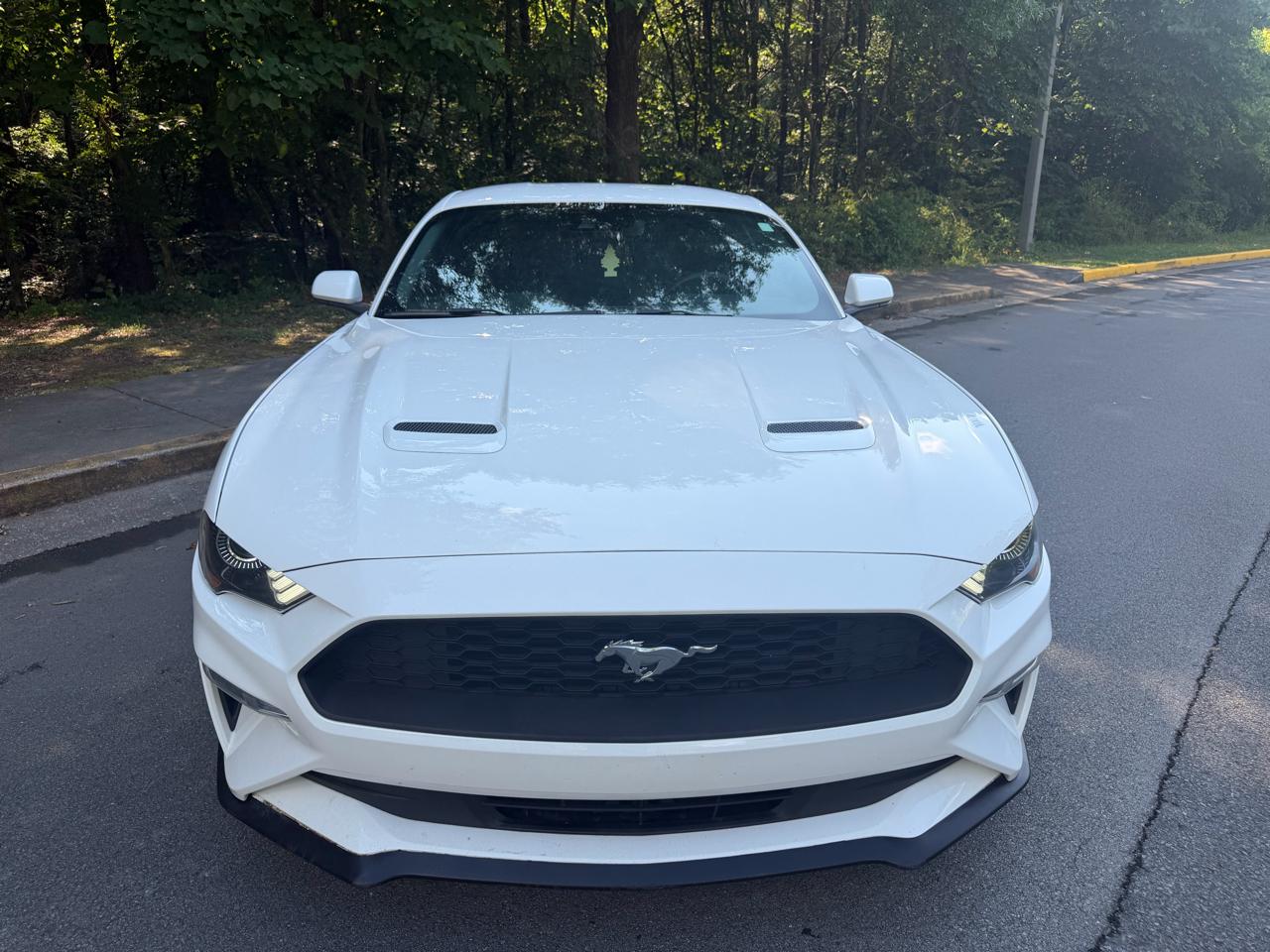 Ford Mustang EcoBoost Coupe 2020