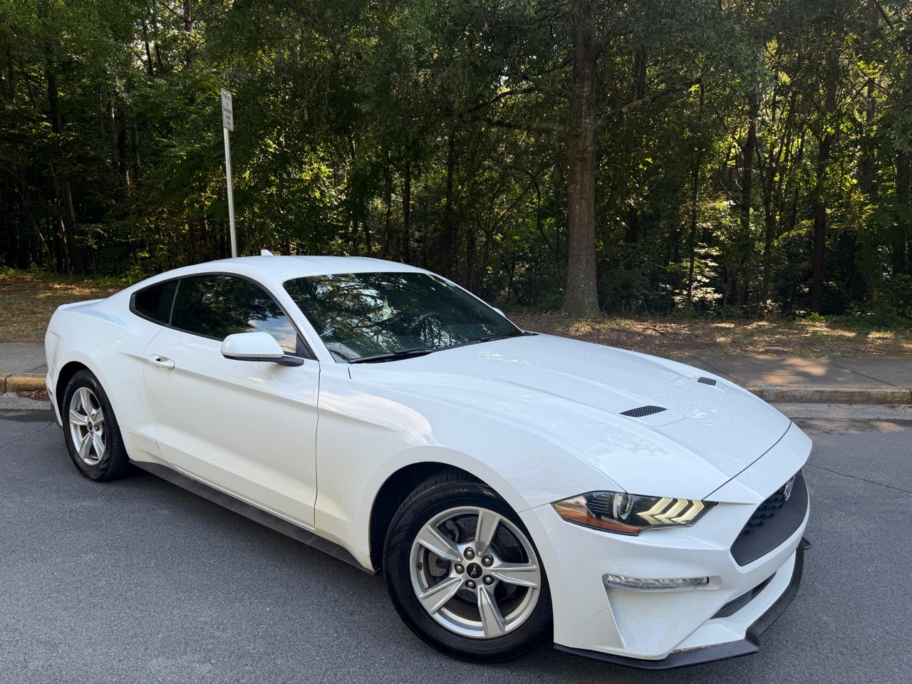 Ford Mustang EcoBoost Coupe 2020