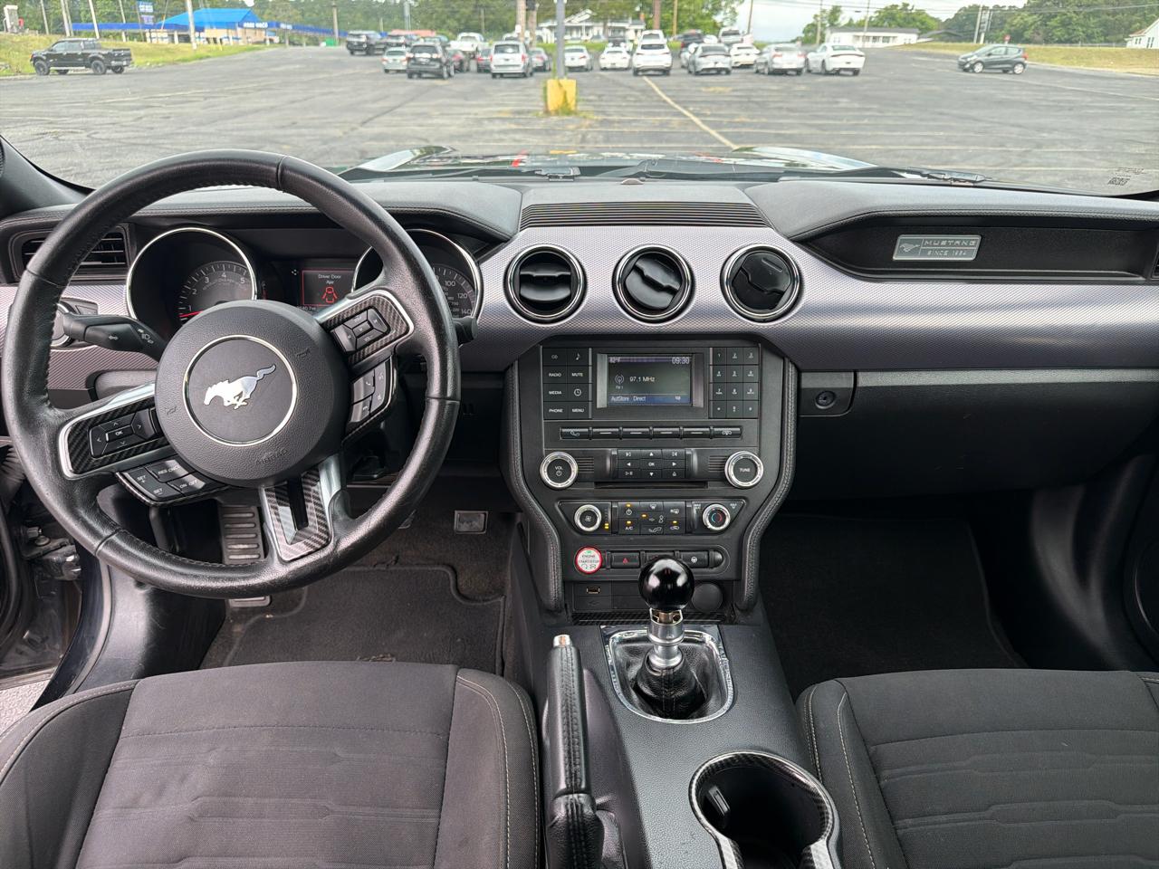 Ford Mustang GT Premium Coupe 2016