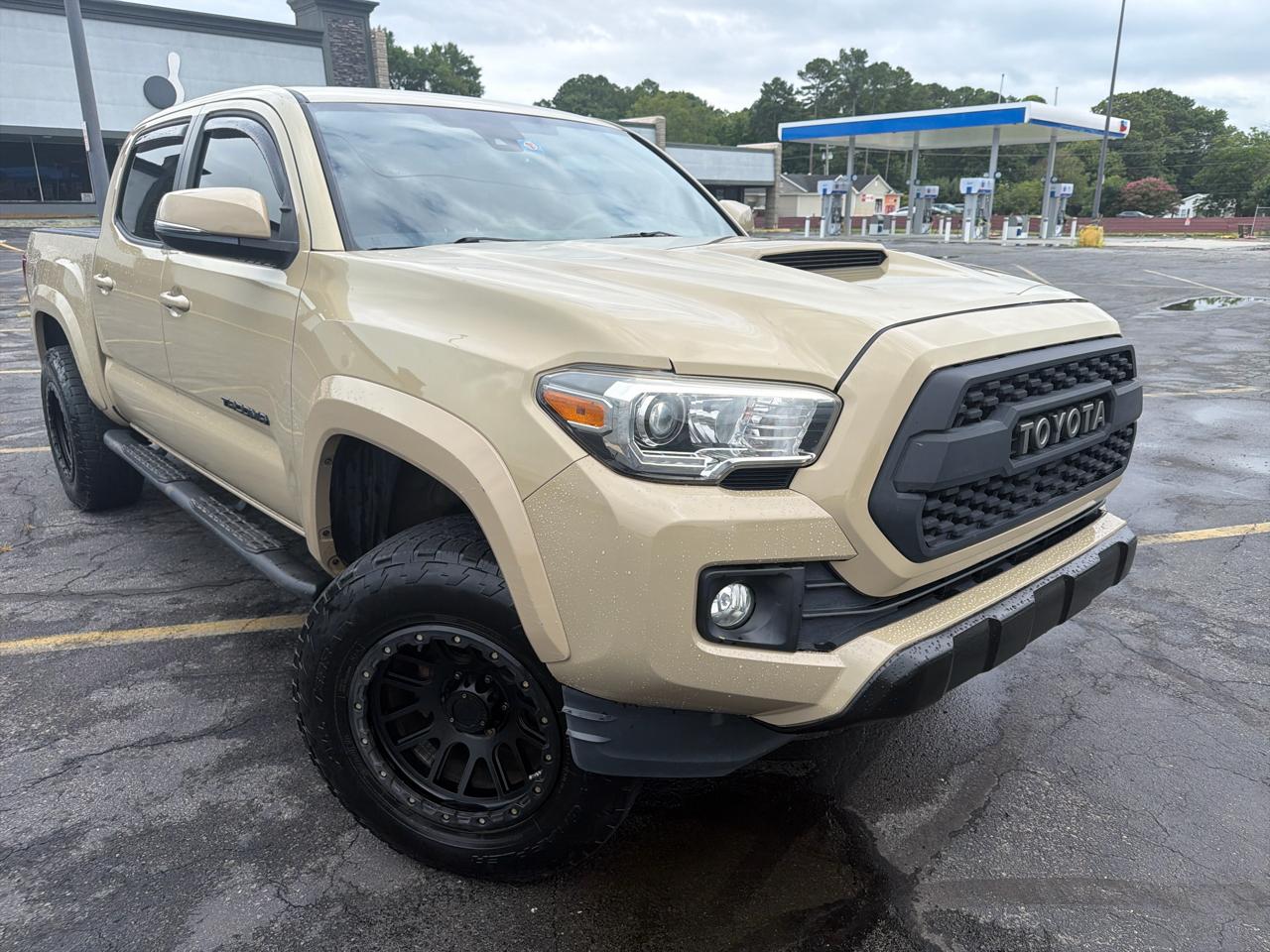 Toyota Tacoma 2WD Double Cab V6 AT TRD Sport (Natl) 2018