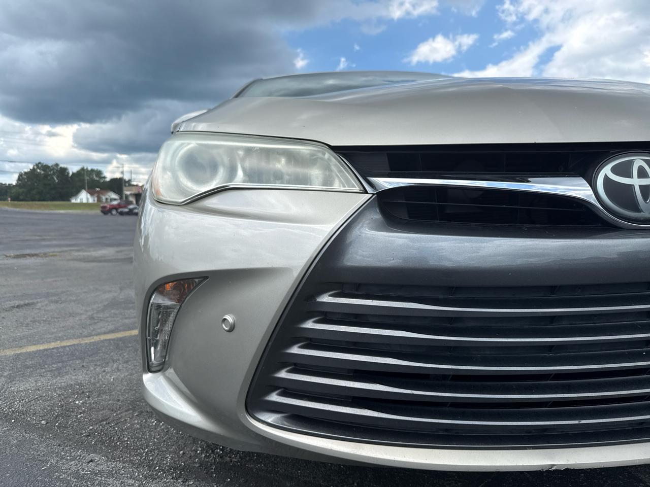 Toyota Camry SE 2015