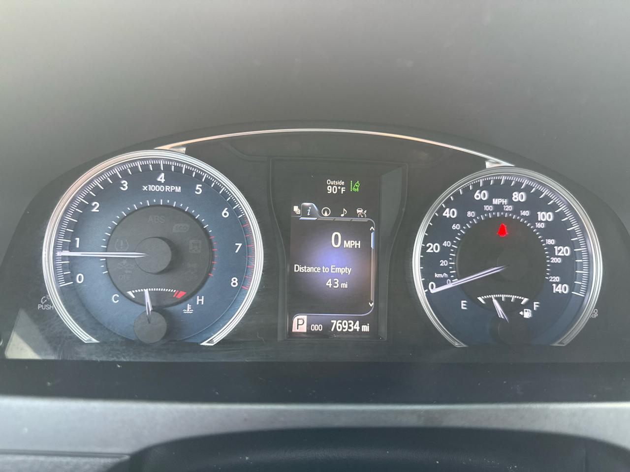 Toyota Camry SE 2015