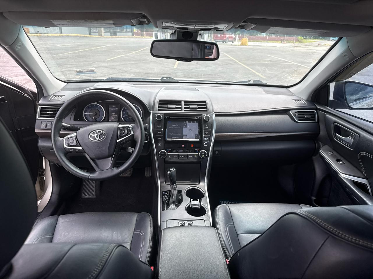 Toyota Camry SE 2015