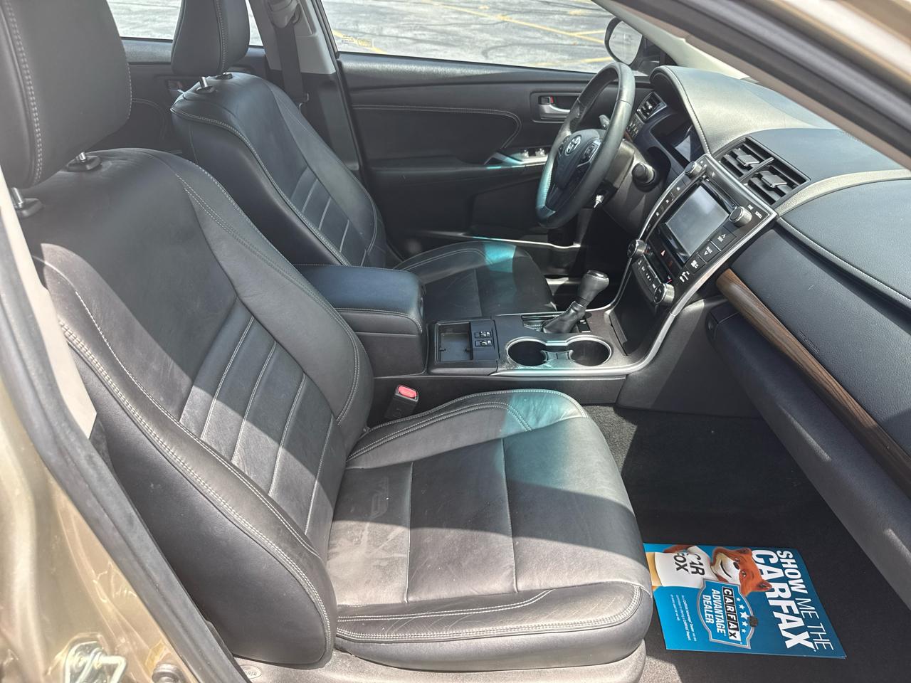 Toyota Camry SE 2015