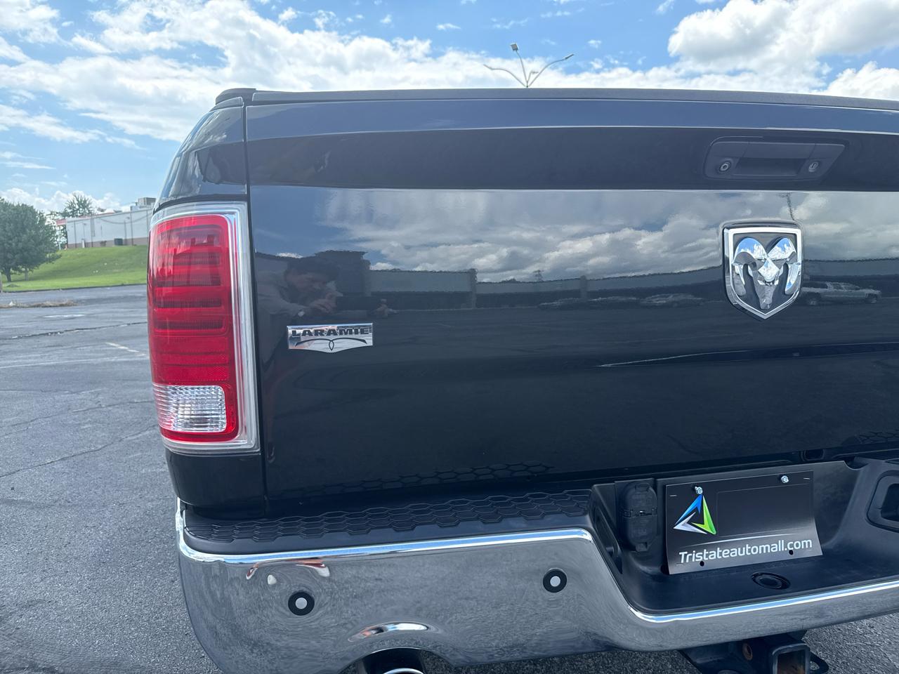 RAM 1500 Laramie Crew Cab 2WD 2015