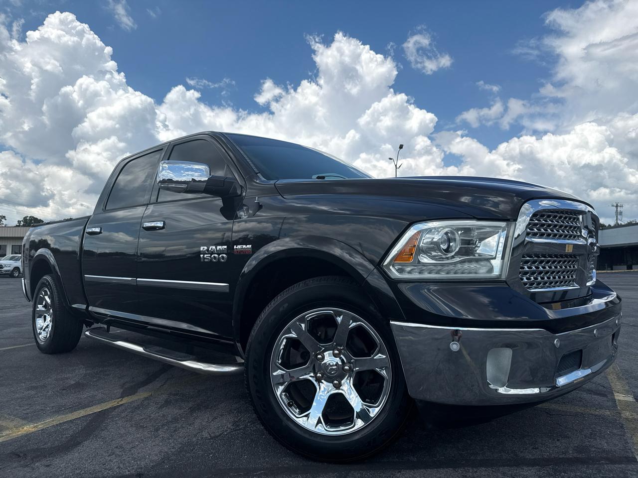 RAM 1500 Laramie Crew Cab 2WD 2015