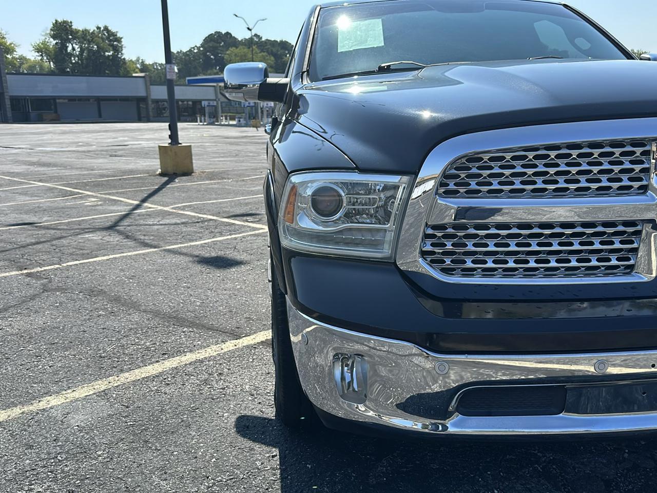 RAM 1500 Laramie Crew Cab 2WD 2015
