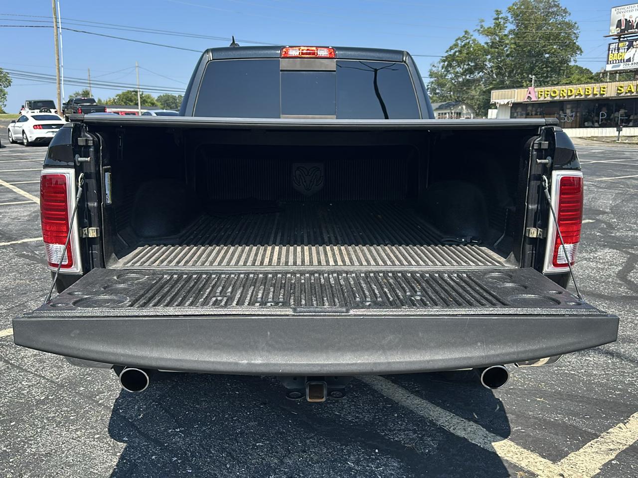 RAM 1500 Laramie Crew Cab 2WD 2015