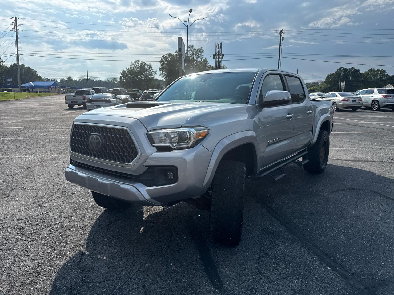 Toyota Tacoma 2WD Double Cab V6 AT TRD Off Road (Natl) 2018