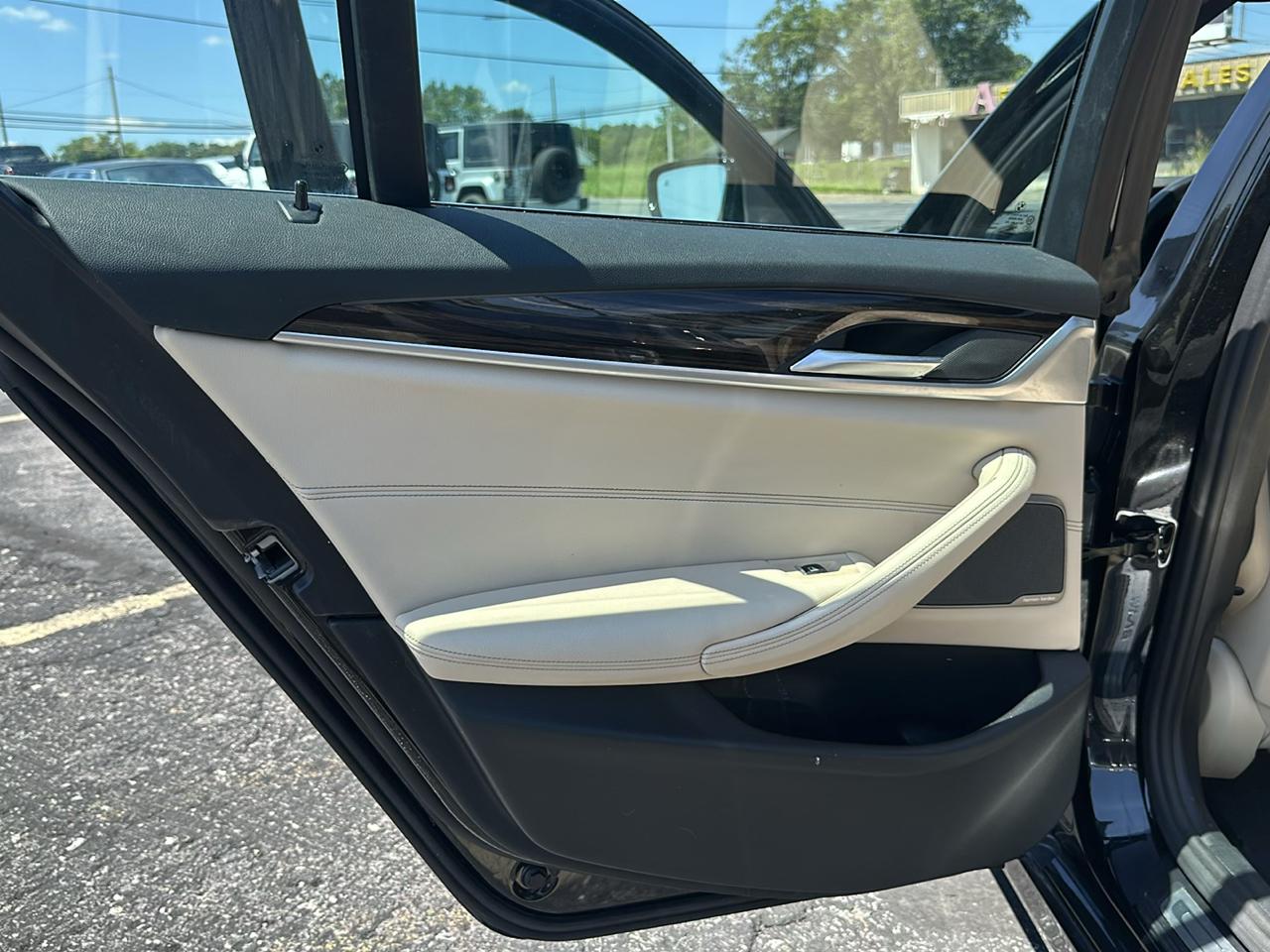 BMW 5 Series 530i xDrive Sedan 2022
