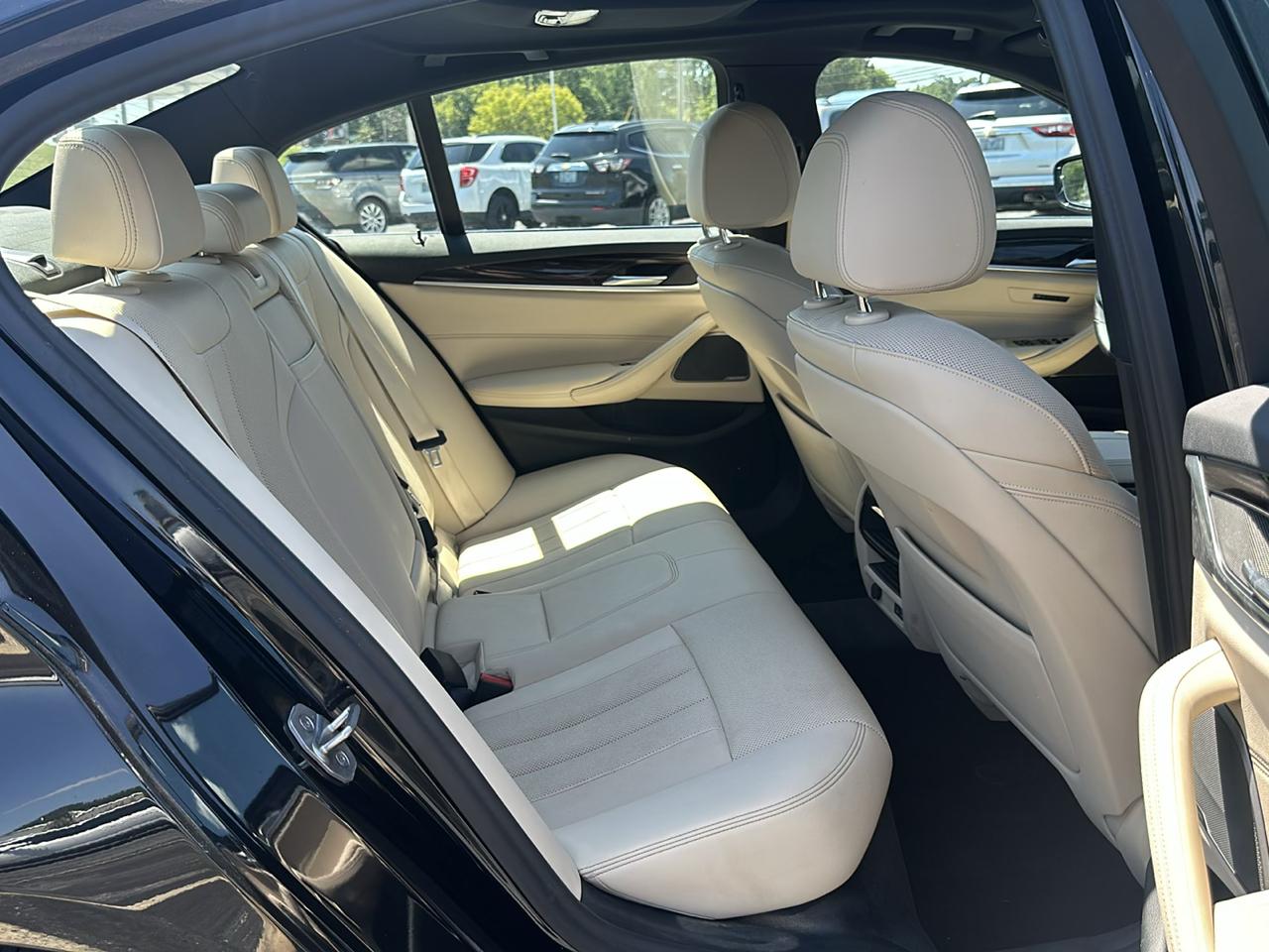 BMW 5 Series 530i xDrive Sedan 2022