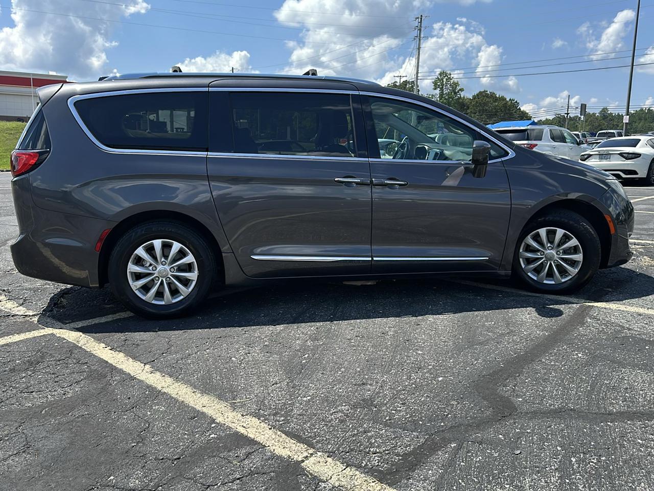 Chrysler Pacifica Touring L Plus 2018