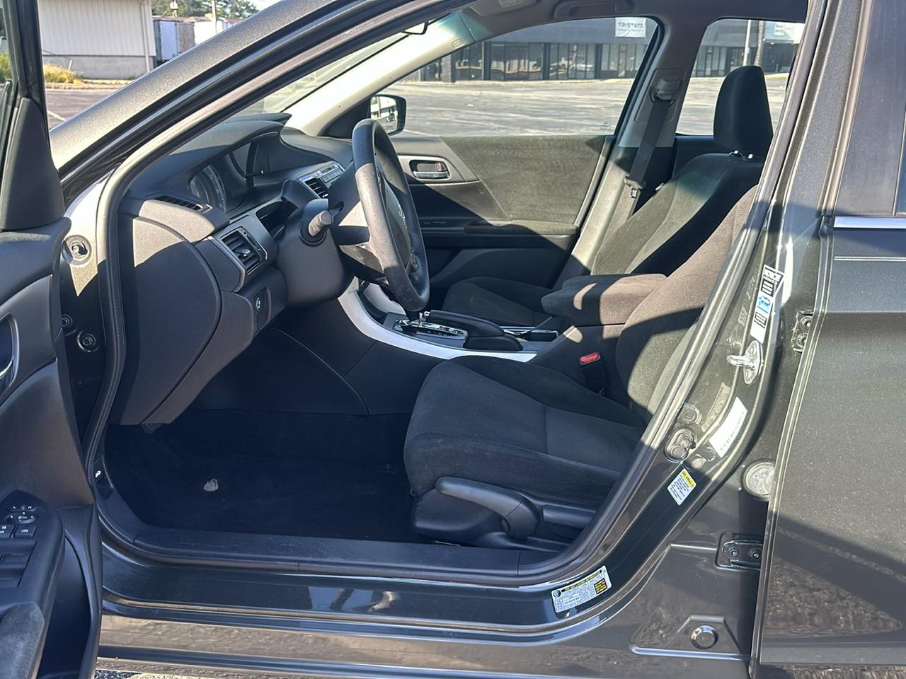 Honda Accord LX Sedan CVT 2013