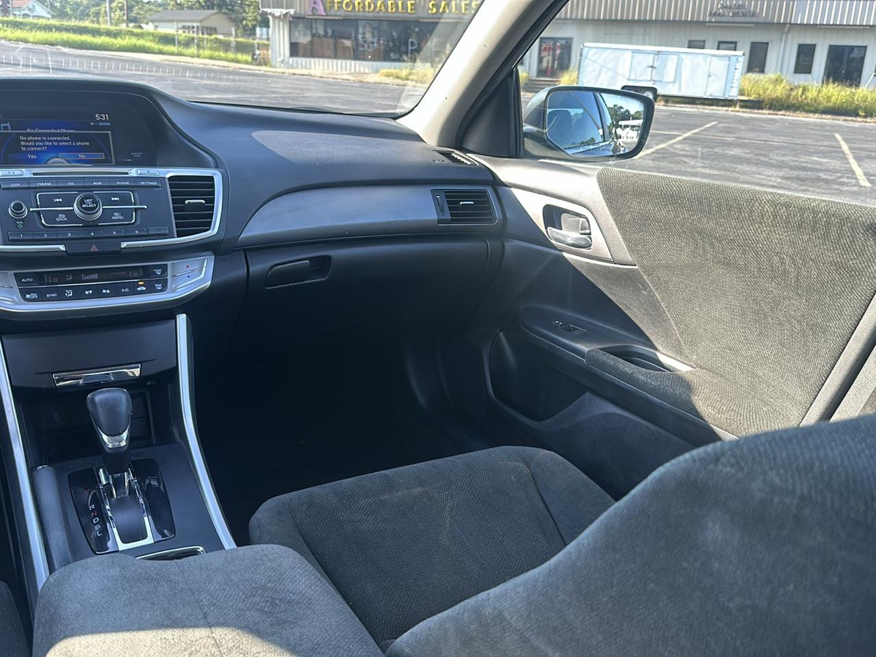 Honda Accord LX Sedan CVT 2013