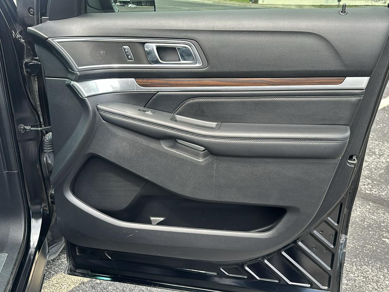 Ford Explorer Limited FWD 2017