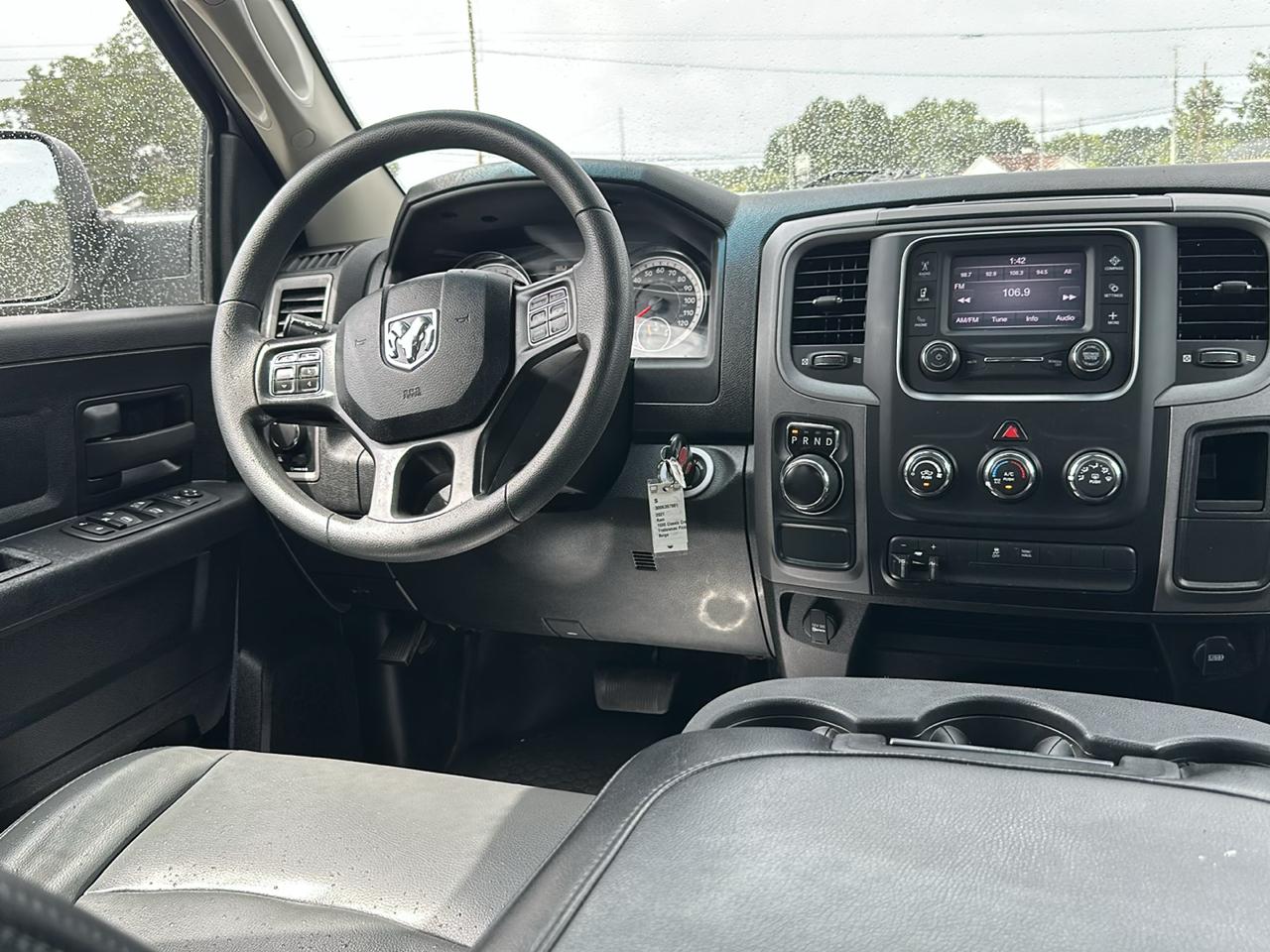 RAM 1500 Classic Tradesman Crew Cab SWB 2WD 2021