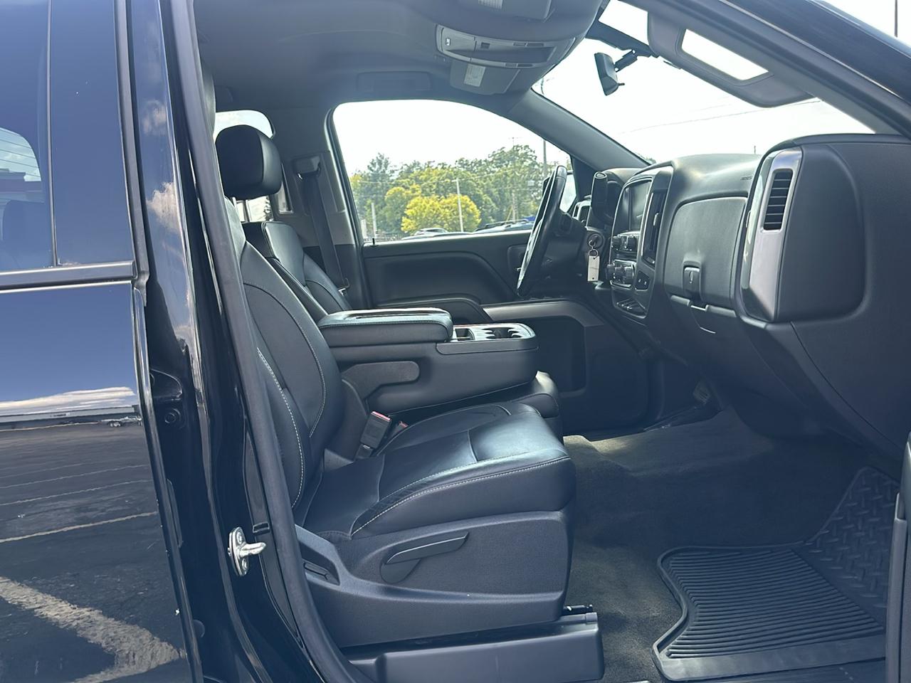 Chevrolet Silverado 1500 LT Double Cab 4WD 2017