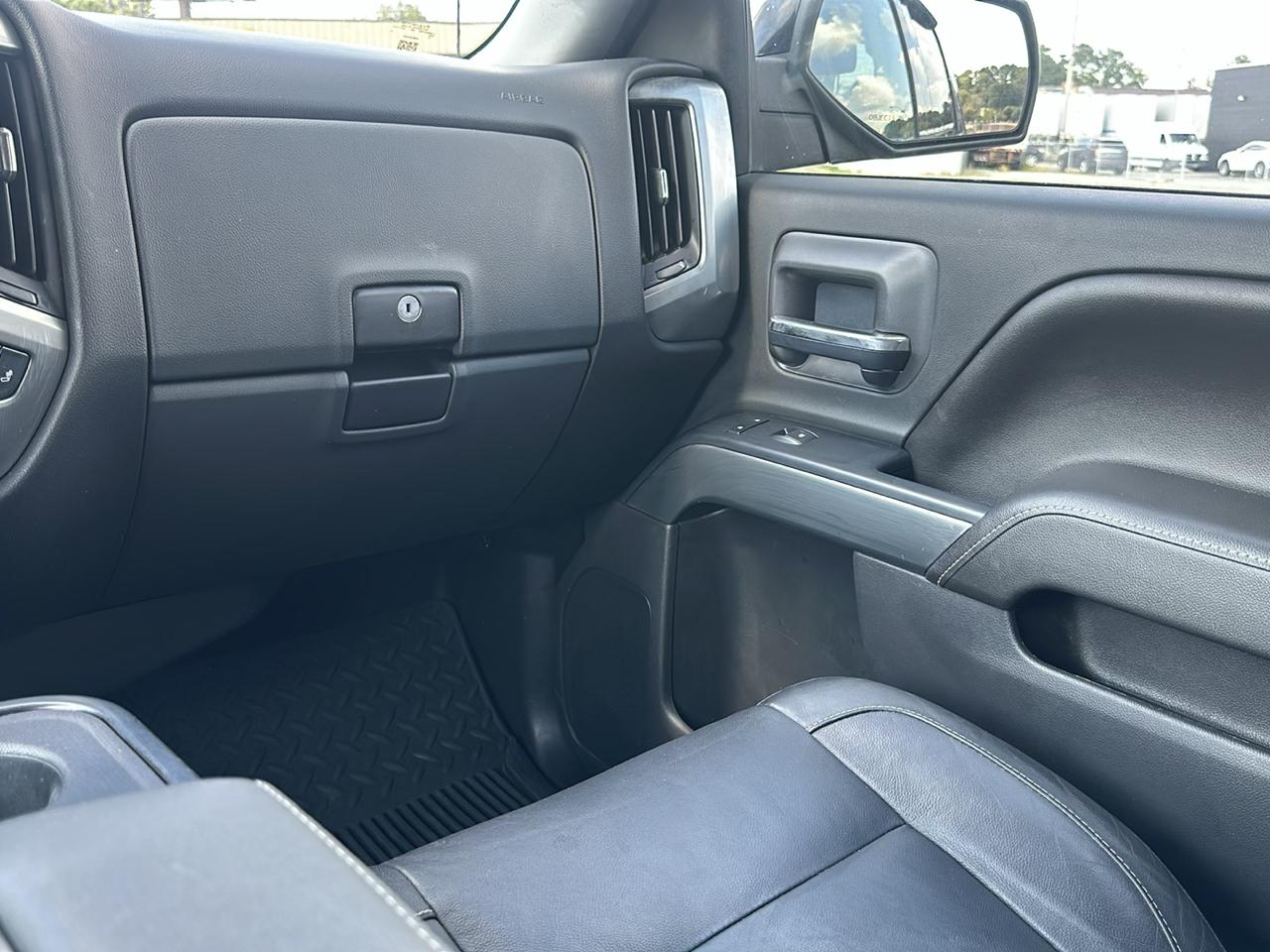 Chevrolet Silverado 1500 LT Double Cab 4WD 2017