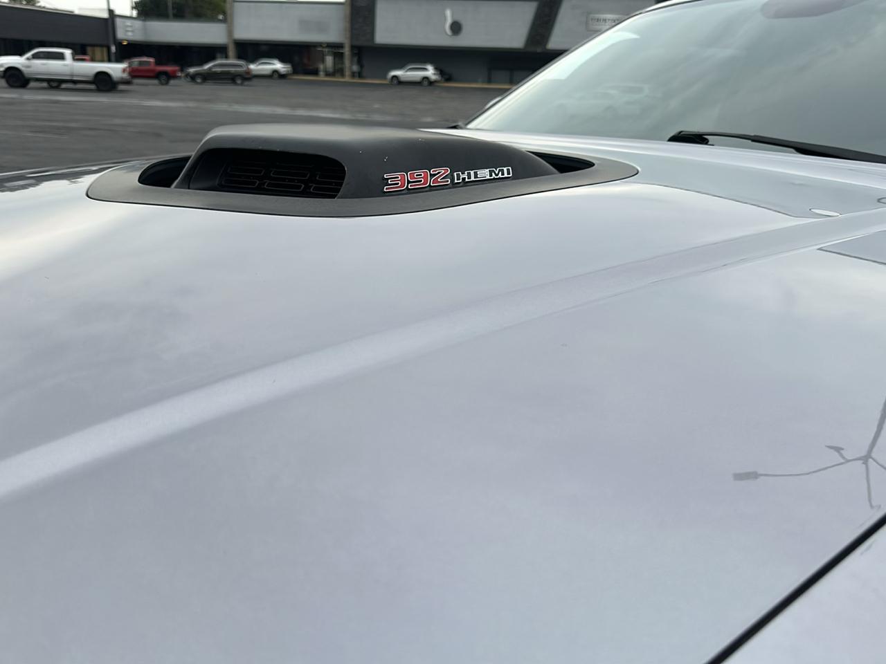 Dodge Challenger photo 13