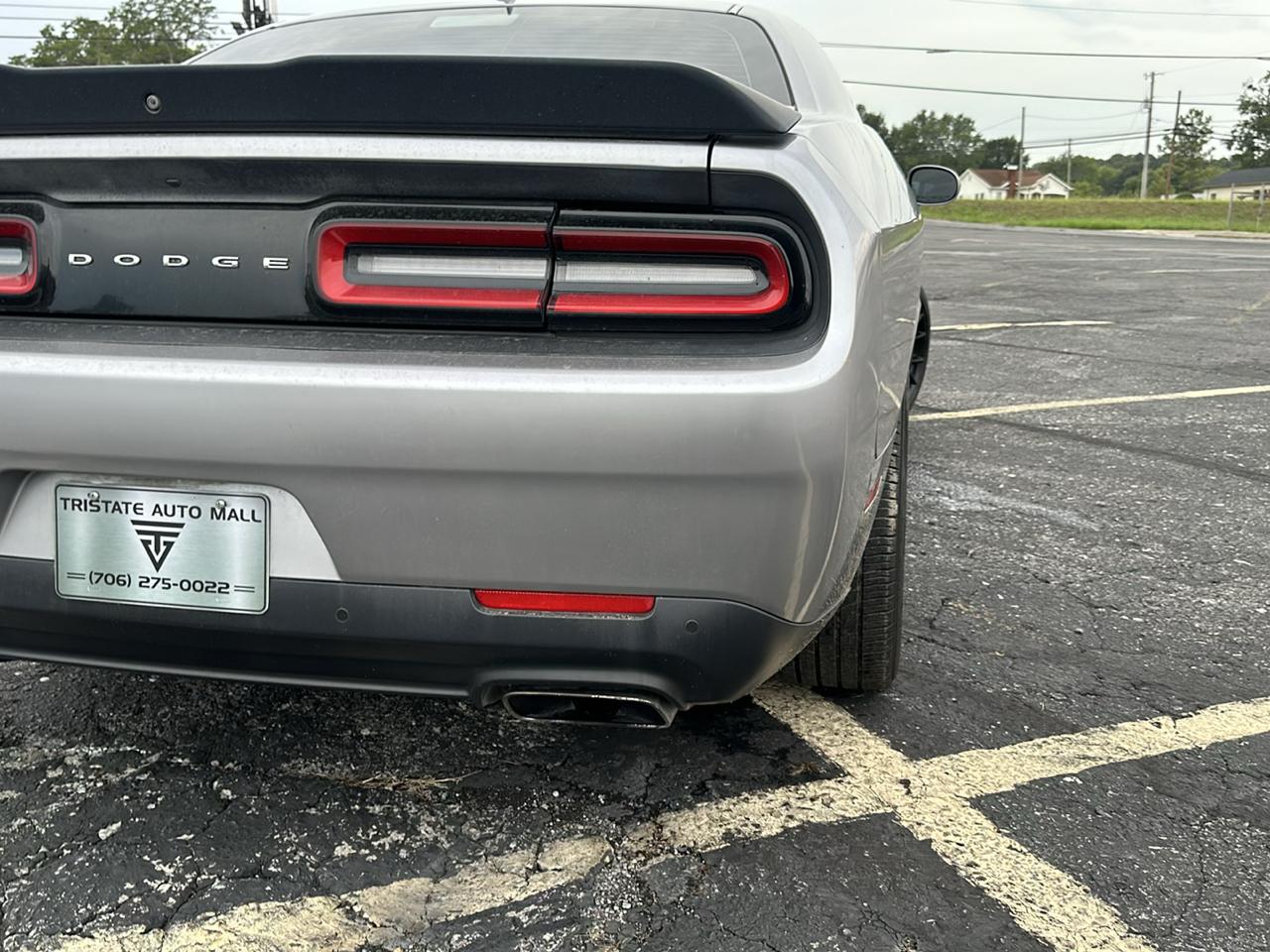 Dodge Challenger photo 6