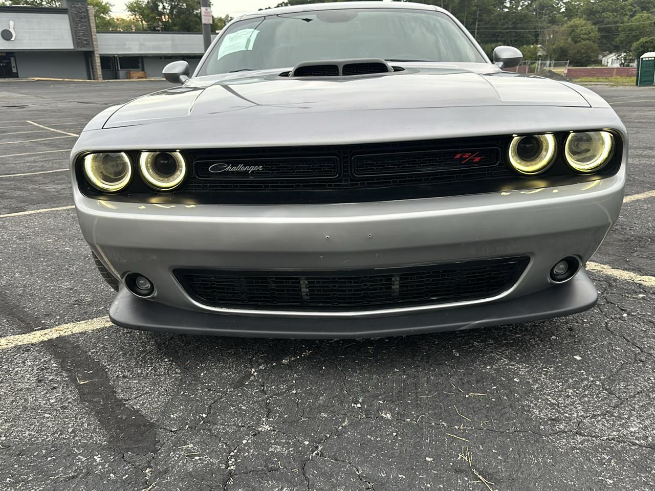 Dodge Challenger photo 10