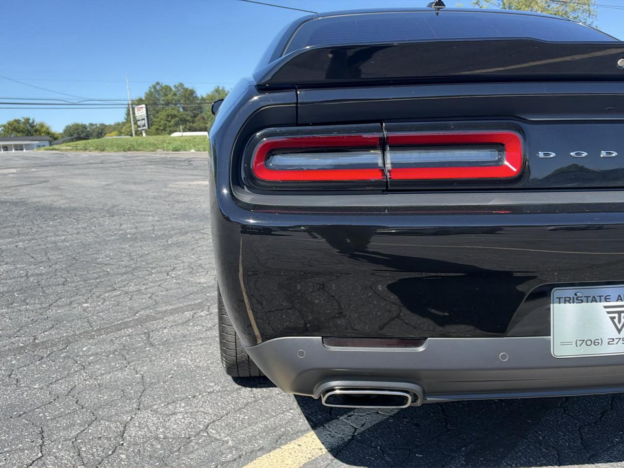Dodge Challenger photo 4