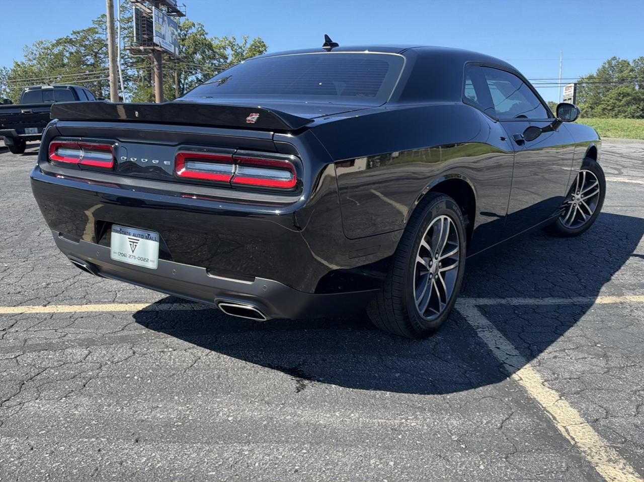 Dodge Challenger photo 7