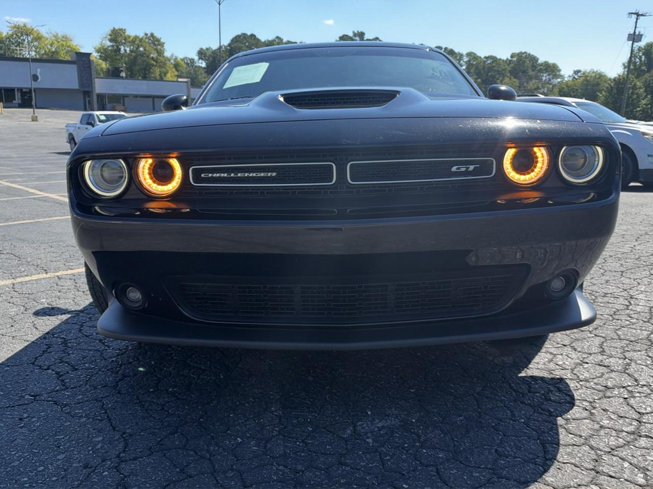 Dodge Challenger photo 11
