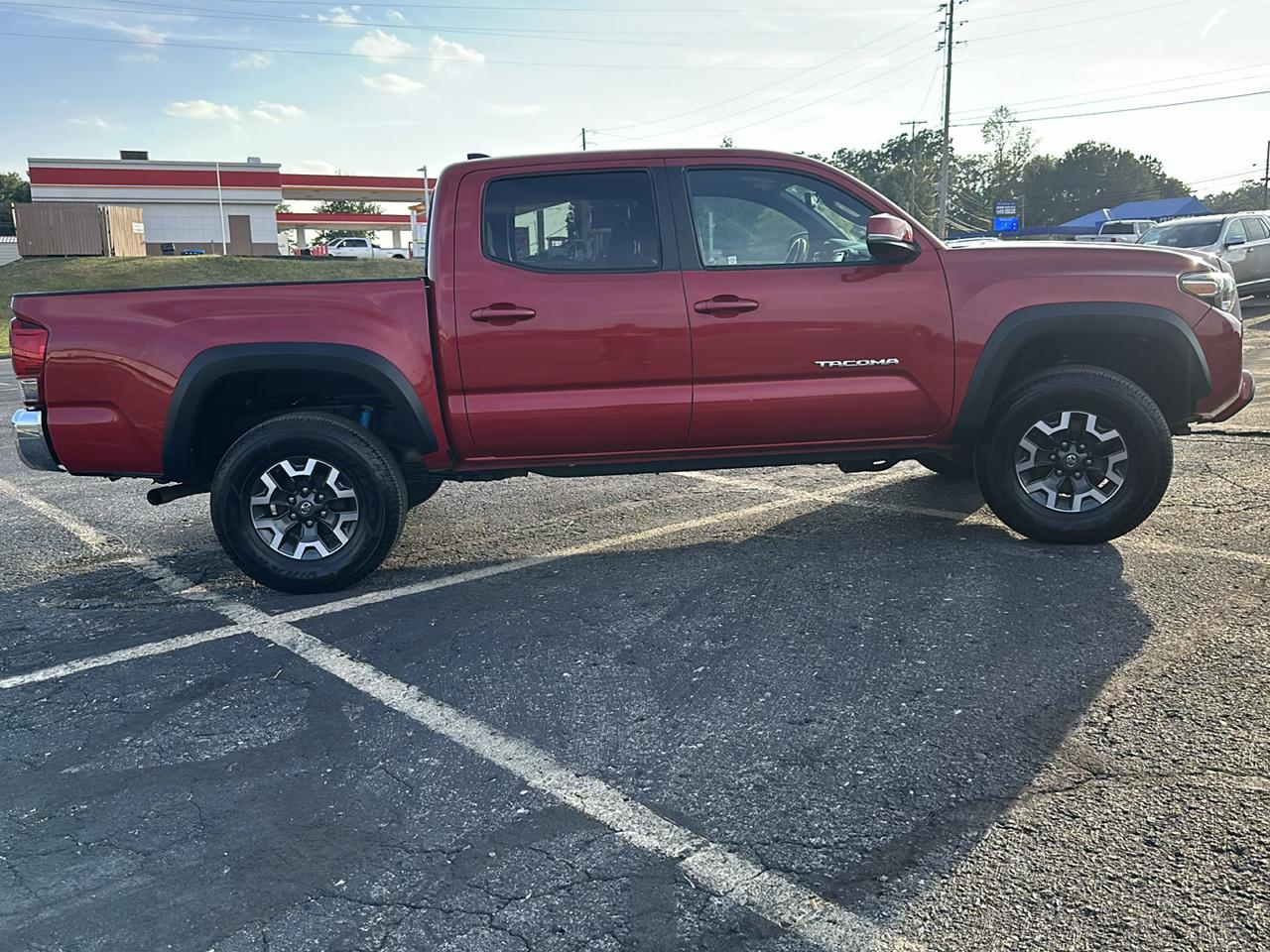 Toyota Tacoma SR5 Double Cab Long Bed V6 6AT 4WD 2017