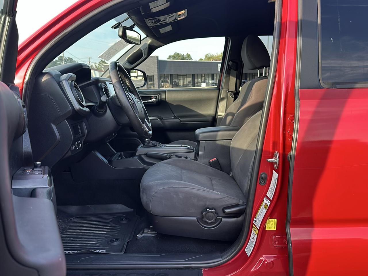 Toyota Tacoma SR5 Double Cab Long Bed V6 6AT 4WD 2017