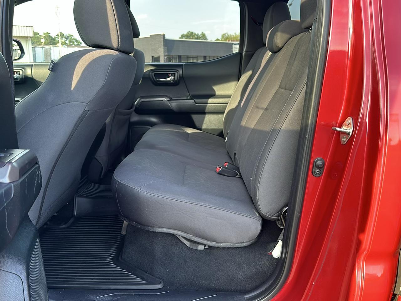 Toyota Tacoma SR5 Double Cab Long Bed V6 6AT 4WD 2017