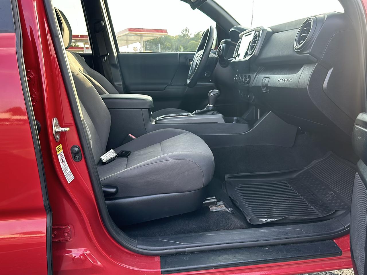 Toyota Tacoma SR5 Double Cab Long Bed V6 6AT 4WD 2017