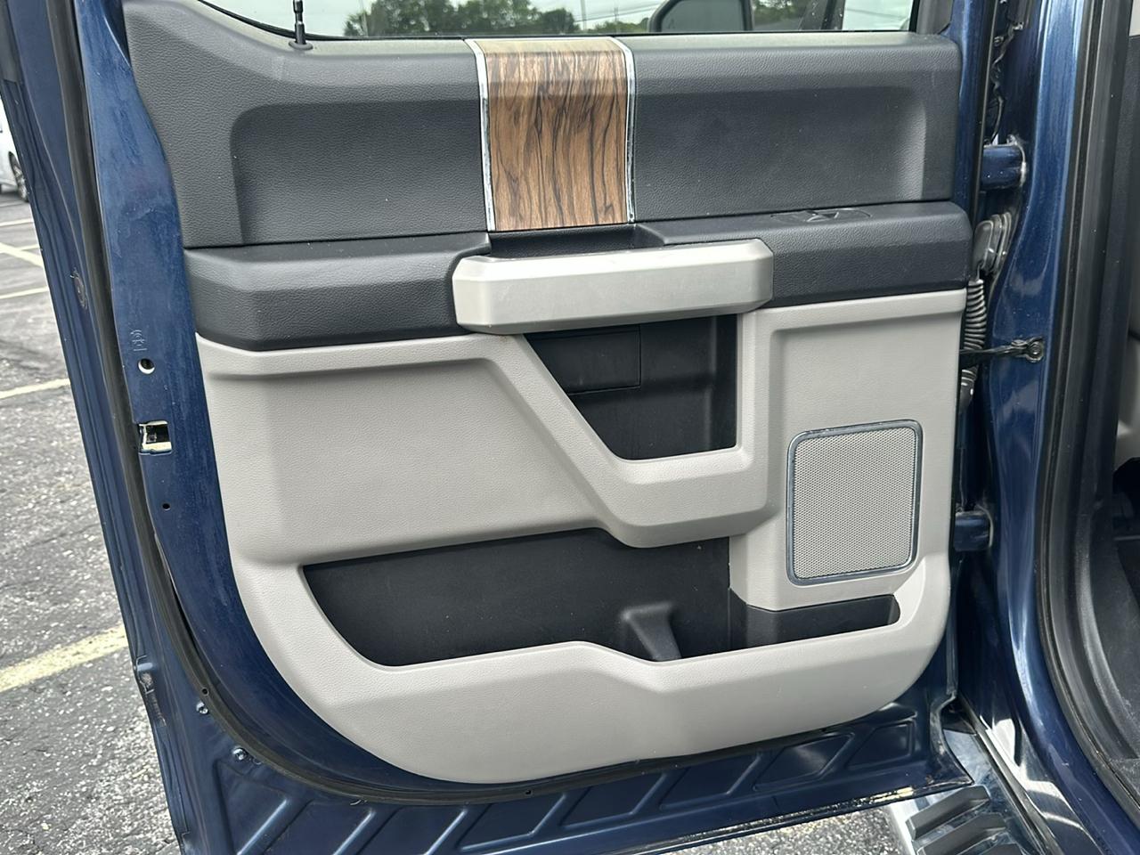 Ford F-150 4WD SuperCab 145" Lariat 2018