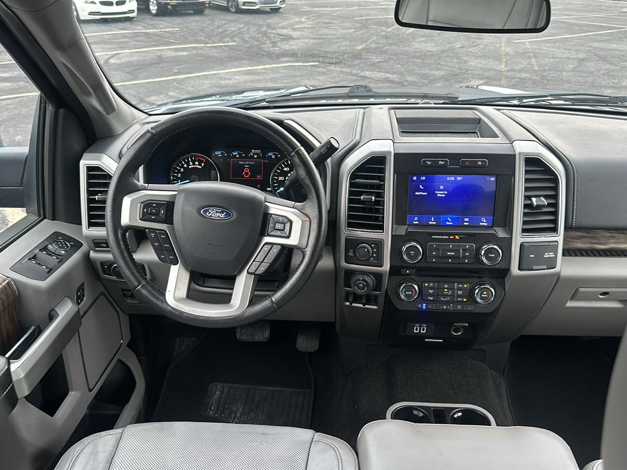 Ford F-150 4WD SuperCab 145" Lariat 2018
