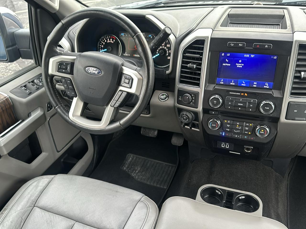 Ford F-150 4WD SuperCab 145" Lariat 2018
