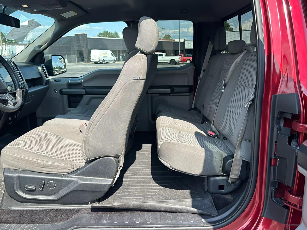 Ford F-150 4WD SuperCab 145" FX4 2016
