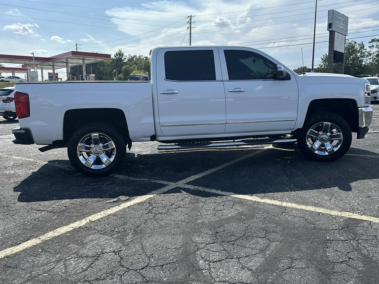 Chevrolet Silverado 1500 2WD Crew Cab 143.5" LTZ 2018