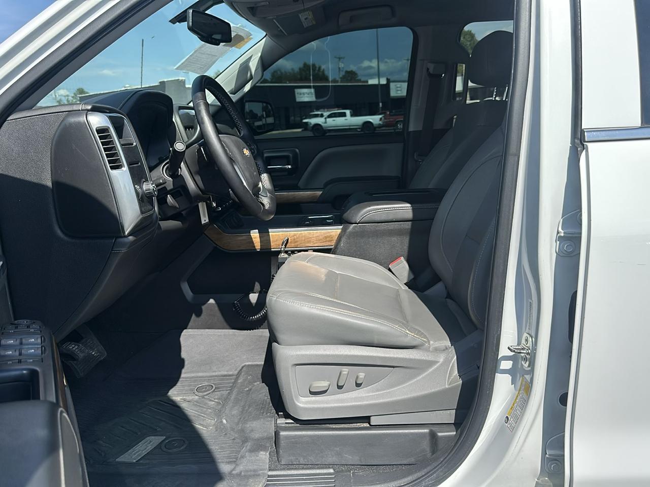 Chevrolet Silverado 1500 2WD Crew Cab 143.5" LTZ 2018