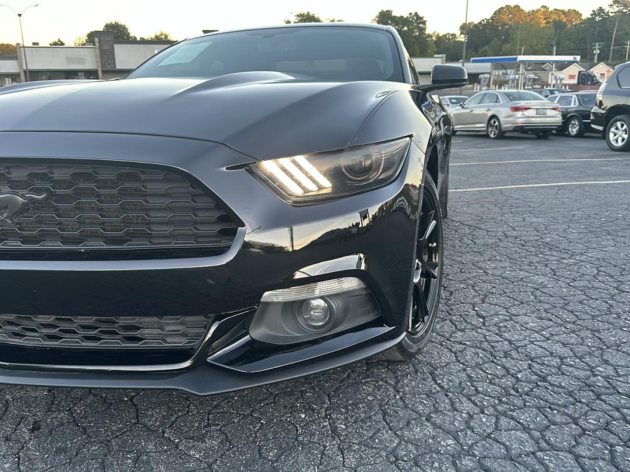Ford Mustang EcoBoost Coupe 2015