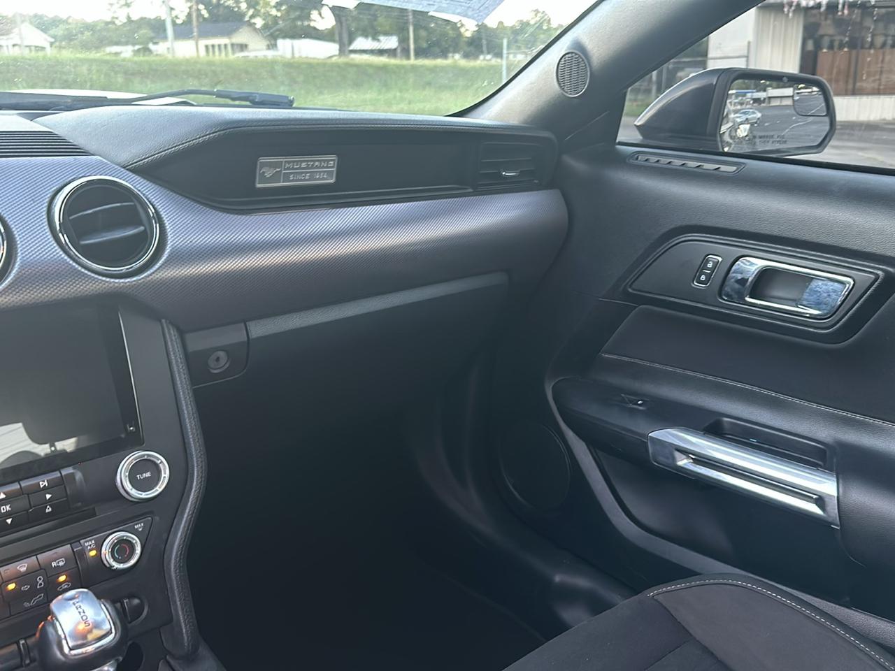 Ford Mustang EcoBoost Coupe 2015