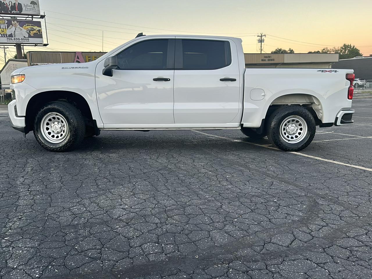 Chevrolet Silverado 1500 Work Truck Crew Cab Short Box 4WD 2021