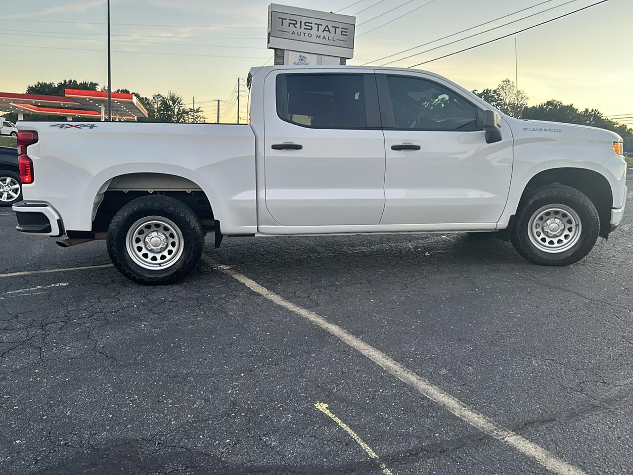 Chevrolet Silverado 1500 Work Truck Crew Cab Short Box 4WD 2021
