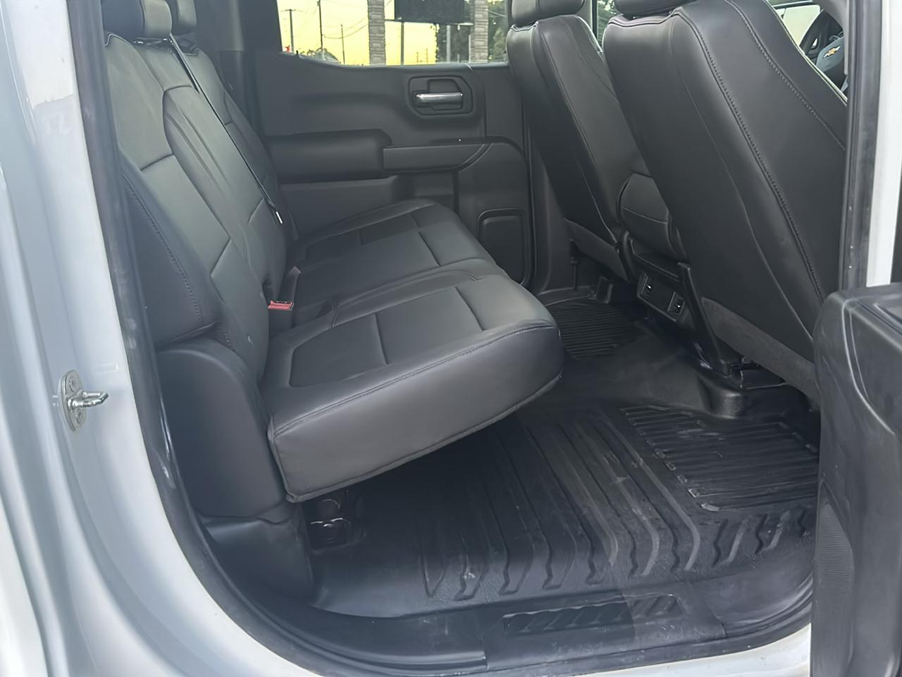 Chevrolet Silverado 1500 Work Truck Crew Cab Short Box 4WD 2021