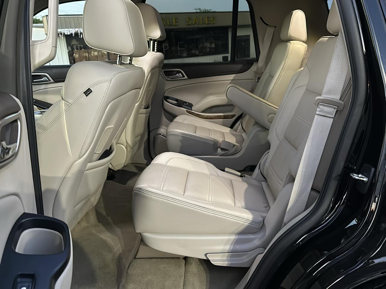 GMC Yukon Denali 4WD 2015