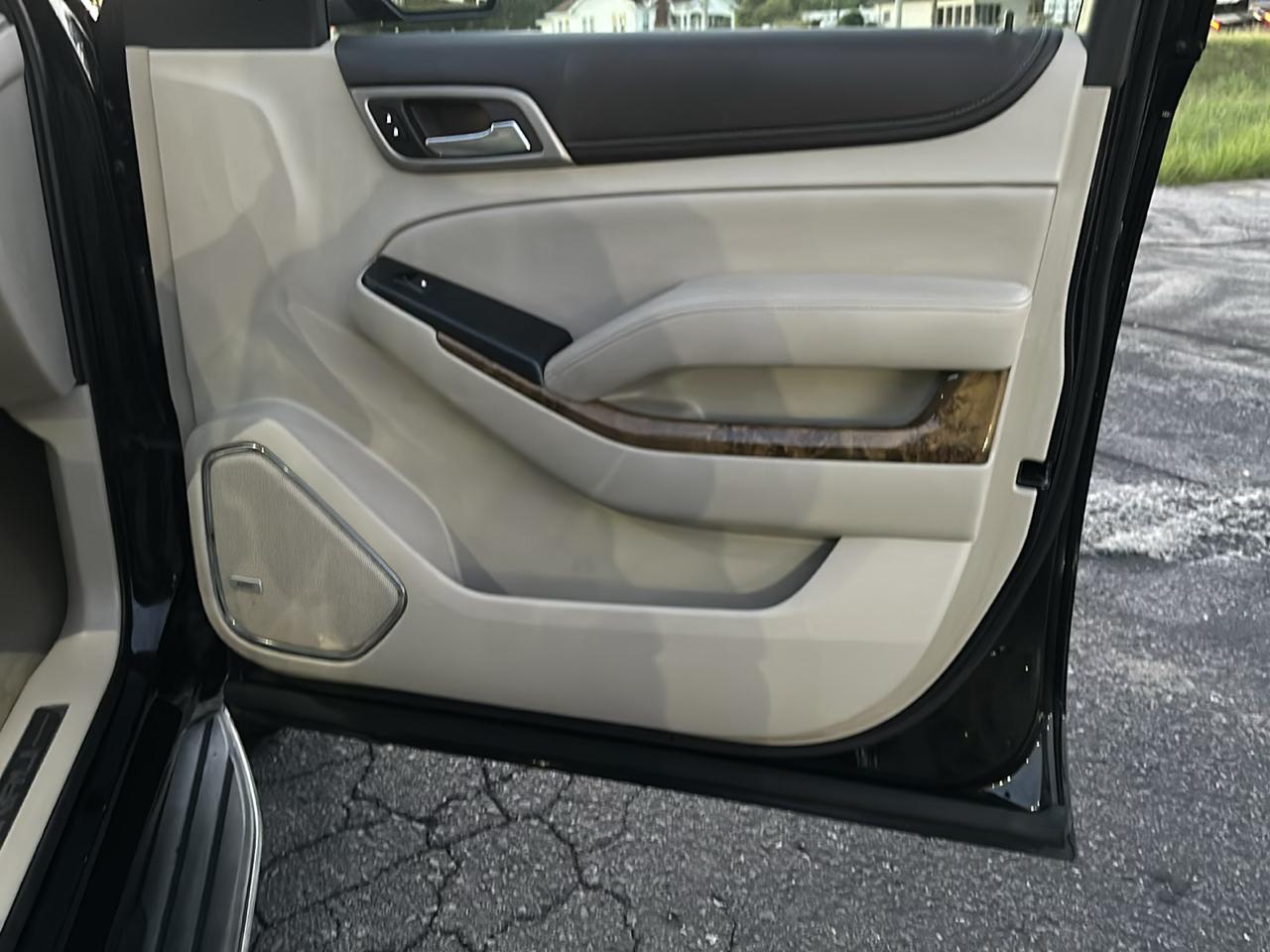 GMC Yukon Denali 4WD 2015